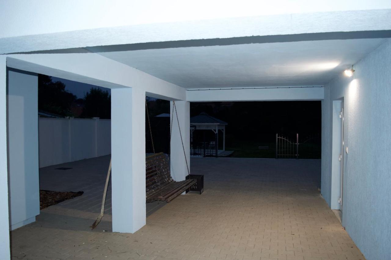 Apartmany Modry Dom Podhájska Exterior foto