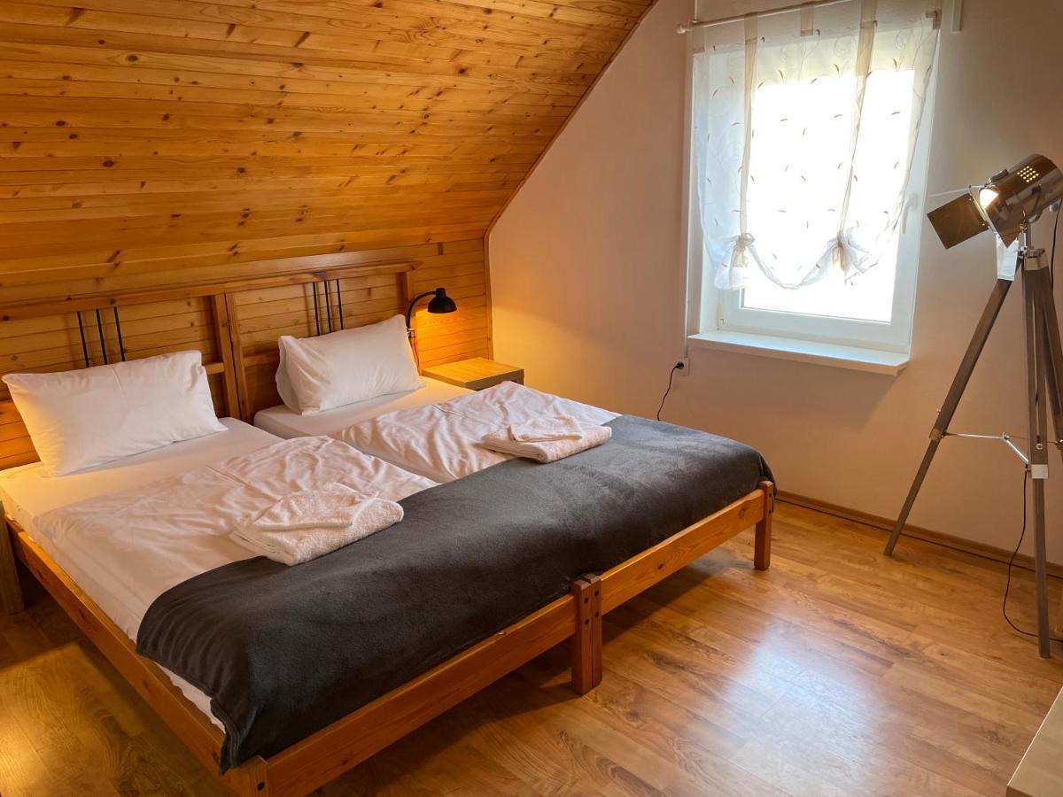 Apartmany Modry Dom Podhájska Exterior foto