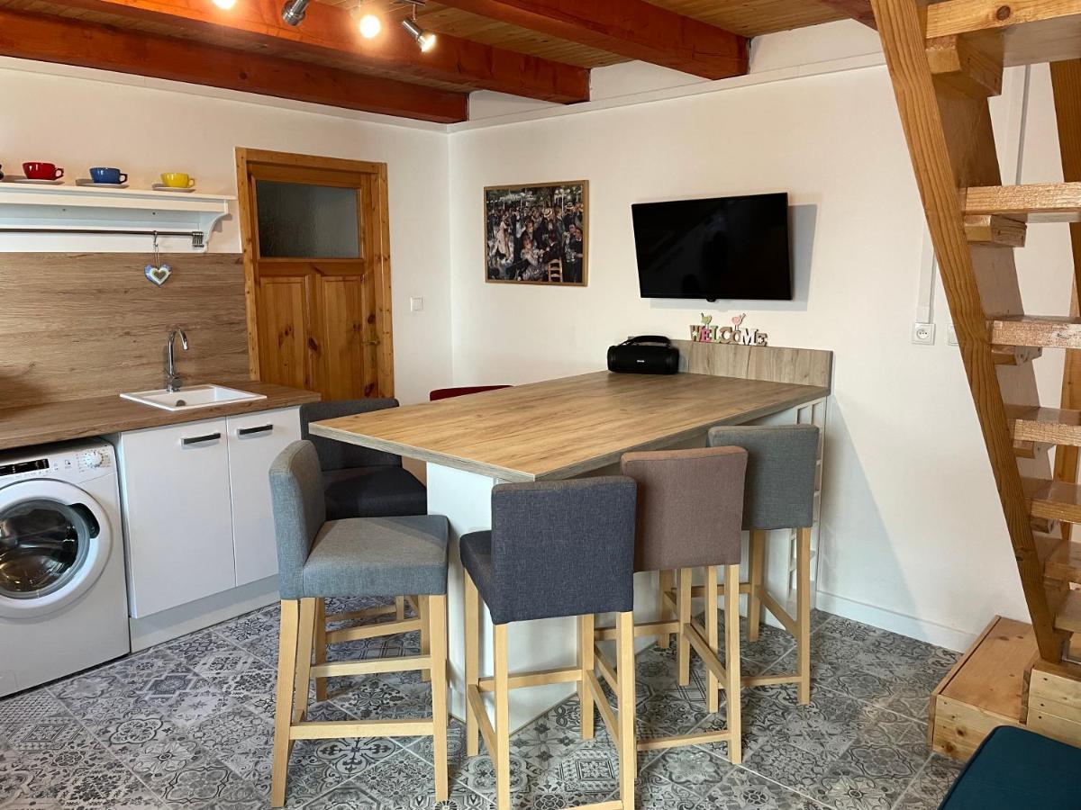 Apartmany Modry Dom Podhájska Exterior foto